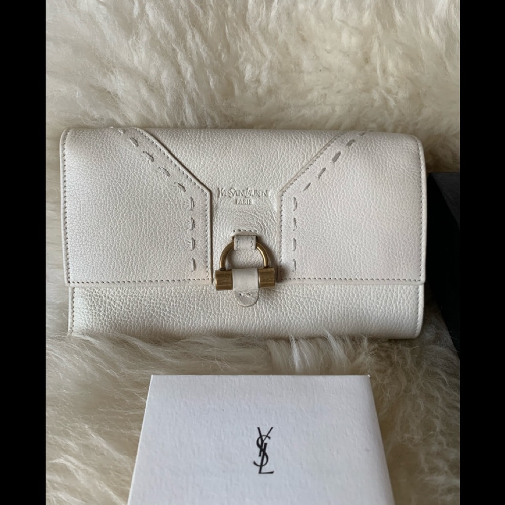 🔥🔥Classic YSL Muse Large Wallet. In Ivory🔥🔥